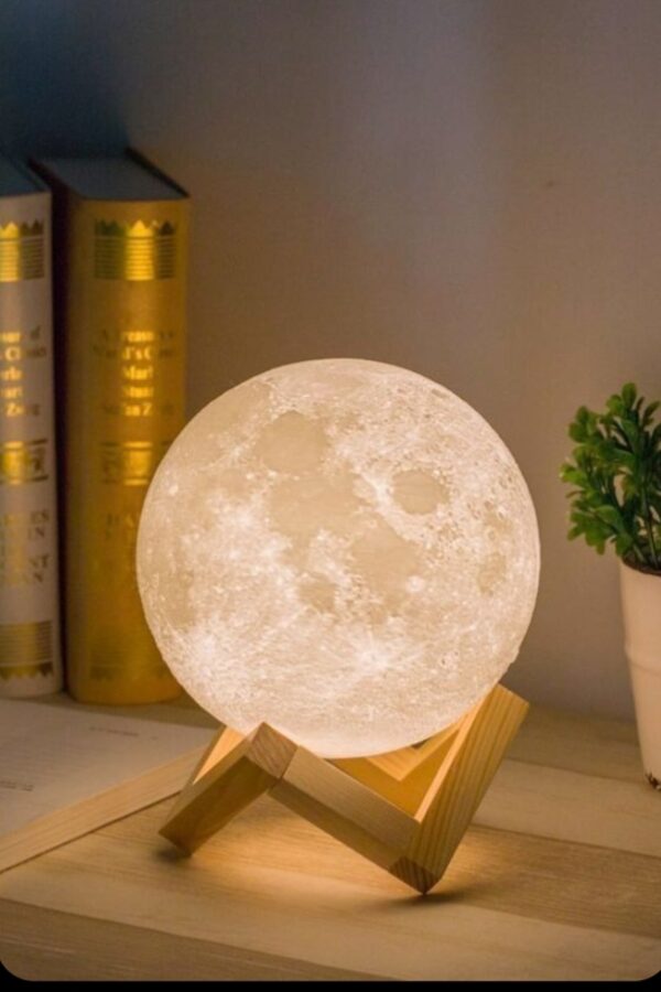 LunaGlow – 3D Moon Lamp Light