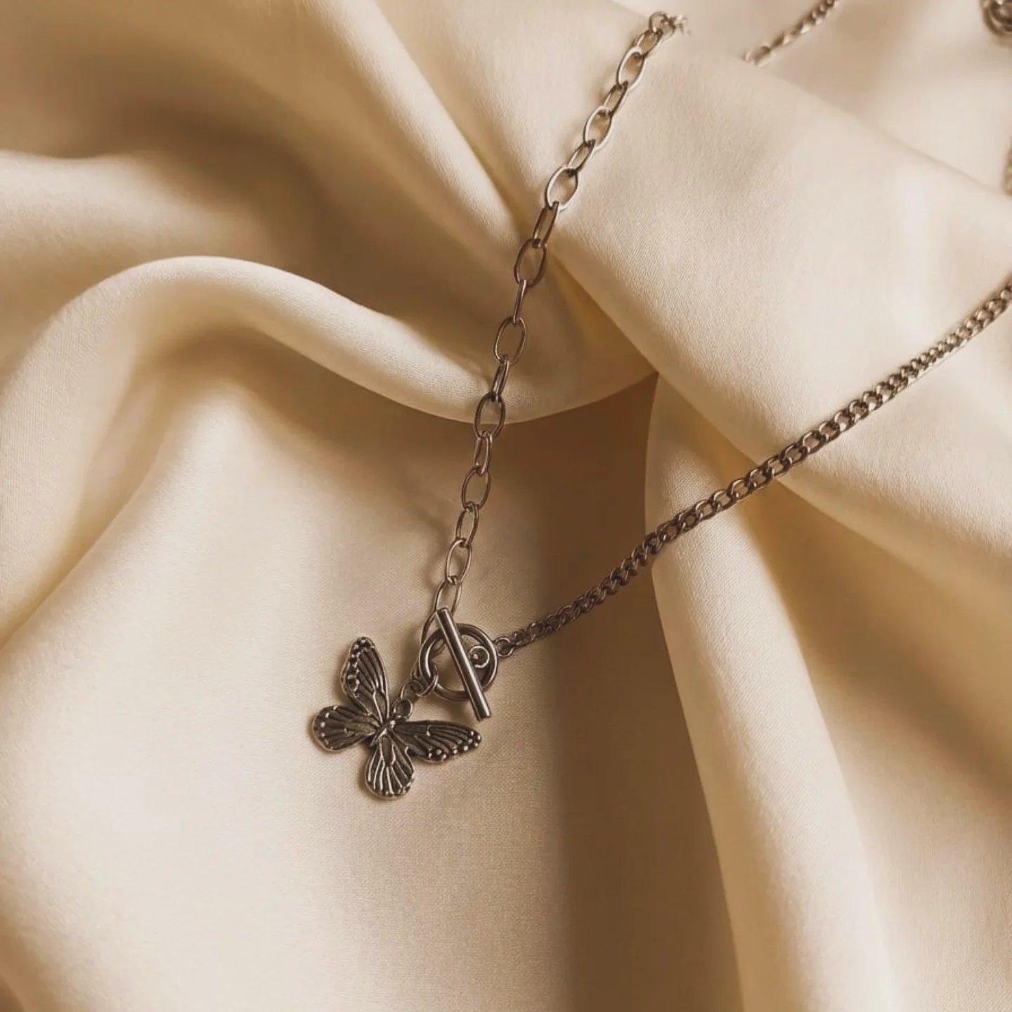 Y2K Aesthetic Butterfly Link Chain - Image 3